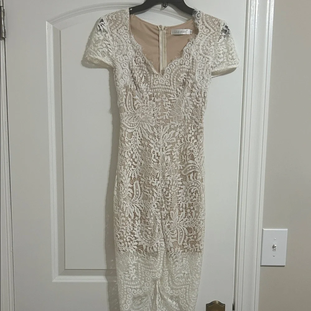 Lily White Ivory Lace Midi Dress - Picture 1 of 2